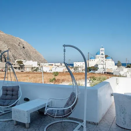 Pleasure Blackbeach Perissa (Santorini)
